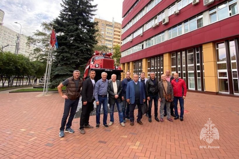 Академию посетили выпускники 1998 года